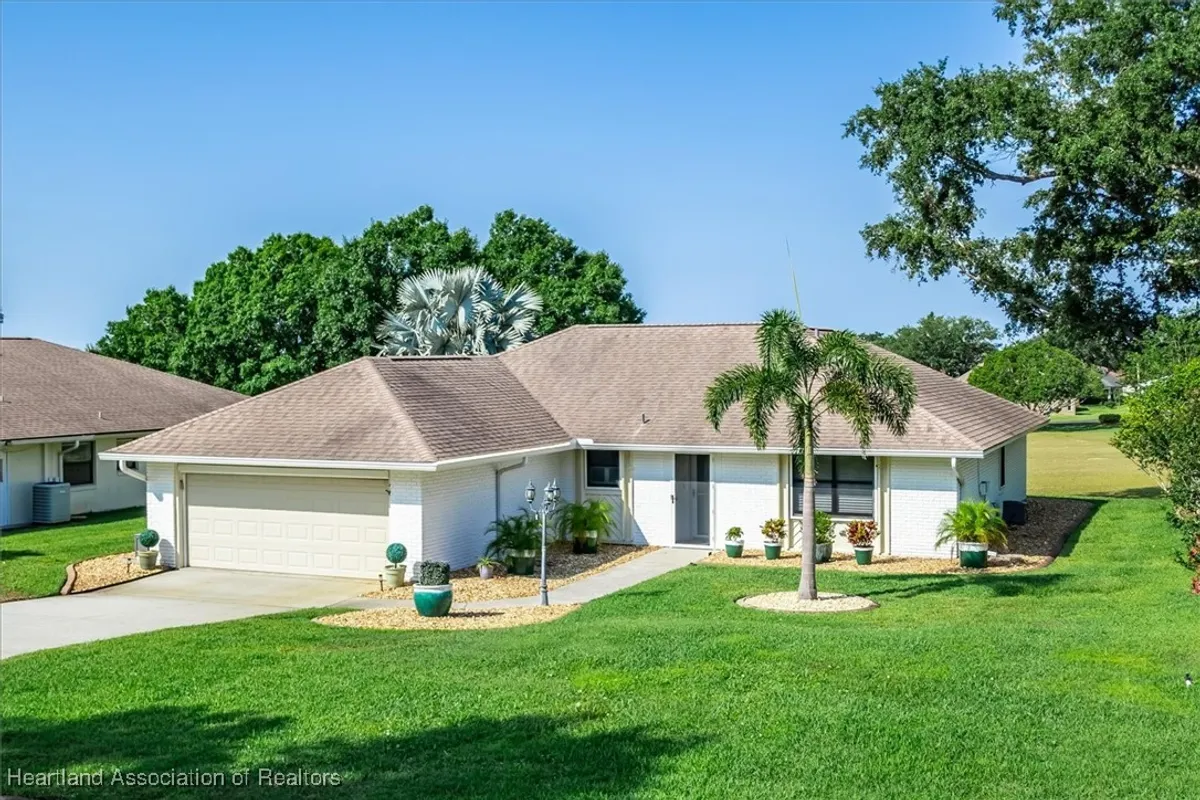 Property Slideshow image 1 of 41 | 4 rosewood dr, Lake Placid, FL, 33852