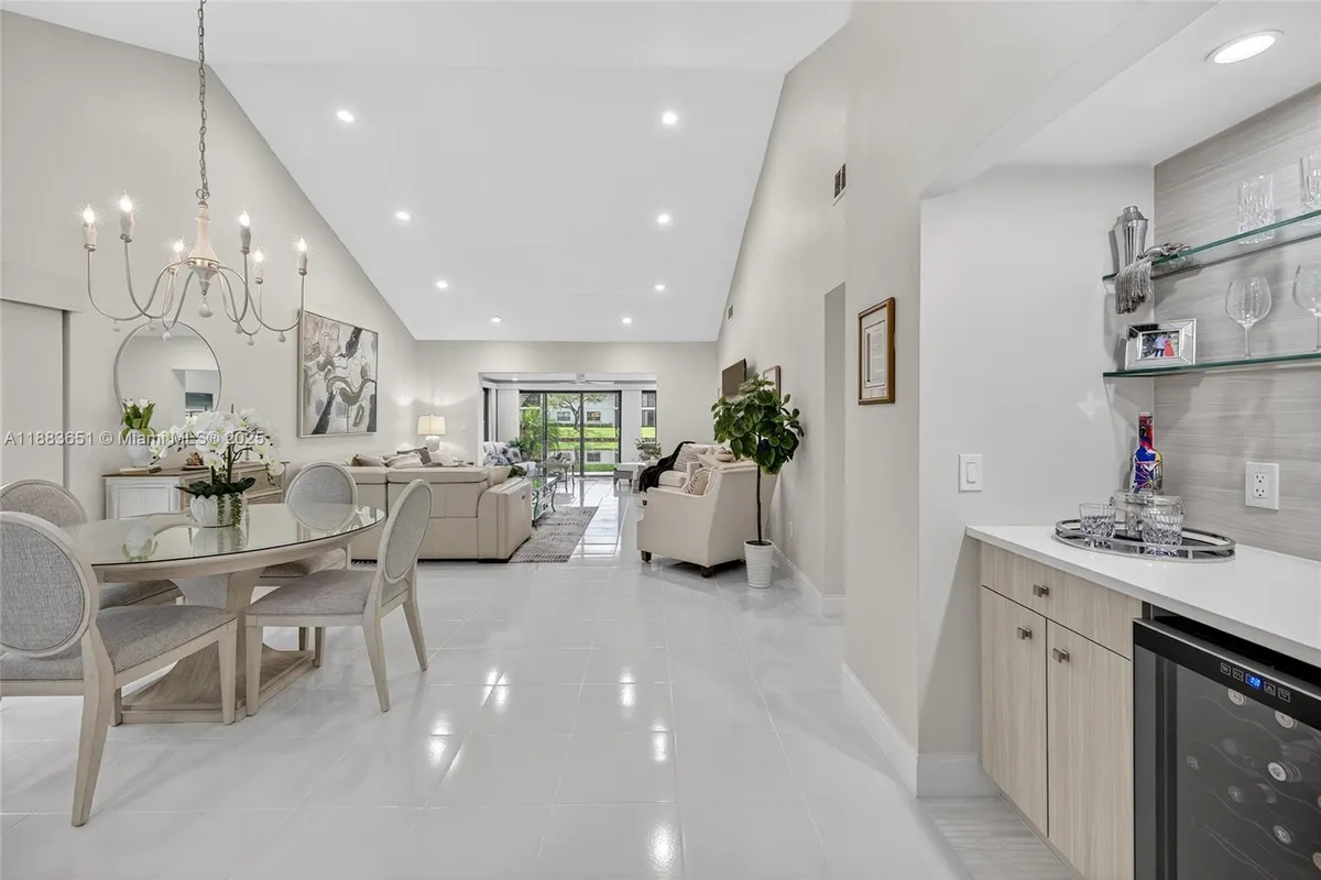 Property Slideshow image 1 of 61 | 21695 arriba real, Boca Raton, FL, 33433