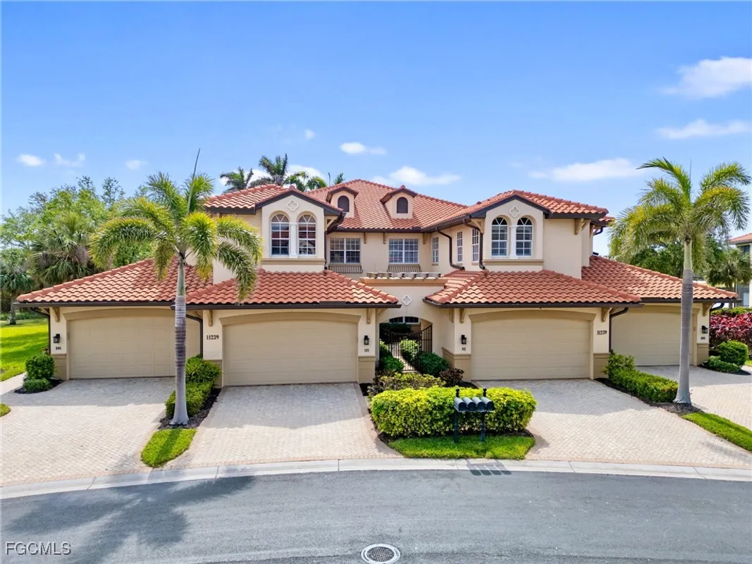 Property Slideshow image 1 of 45 | 11239 bienvenida ct unit 102, Fort Myers, FL, 33908