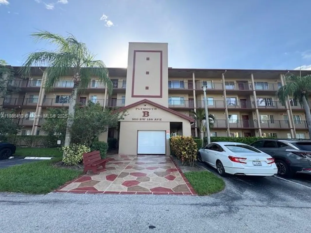 Property Slideshow image 1 of 36 | 950 sw 138th ave 314b, Pembroke Pines, FL, 33027