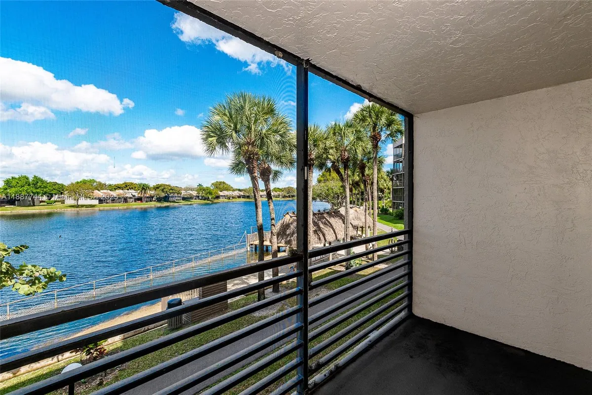 Property Slideshow image 1 of 45 | 1100 colony point cir apt 208, Pembroke Pines, FL, 33026