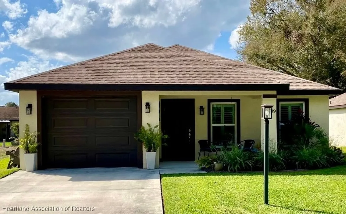 Property Slideshow image 1 of 35 | 10489 high grove ave, Lake Placid, FL, 33852