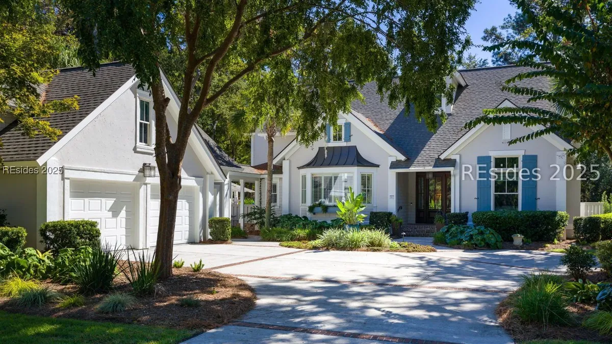 Property Slideshow image 1 of 85 | 664 colonial dr, Hilton Head Island, SC, 29926