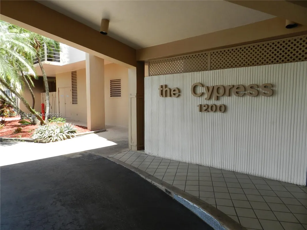 Property Slideshow image 1 of 34 | 1200 saint charles pl 509, Pembroke Pines, FL, 33026
