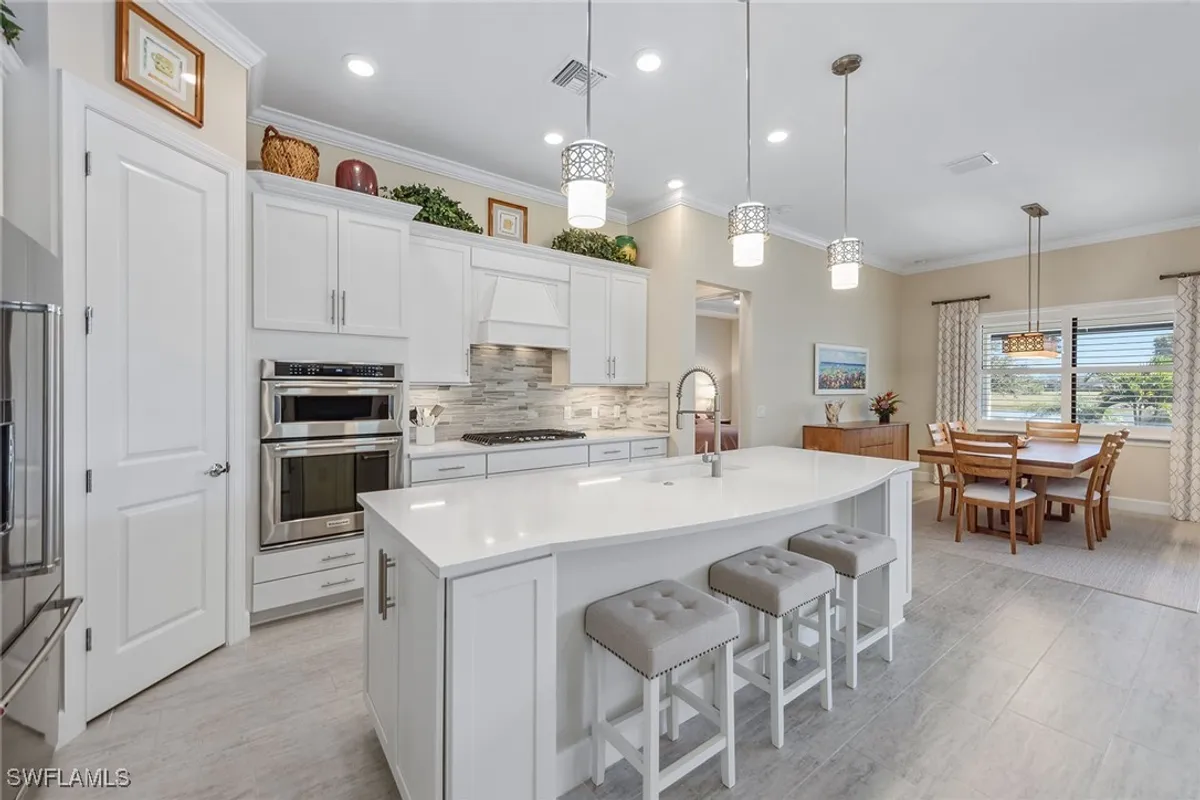 Property Slideshow image 1 of 50 | 2720 amaranda ct, Naples, FL, 34114