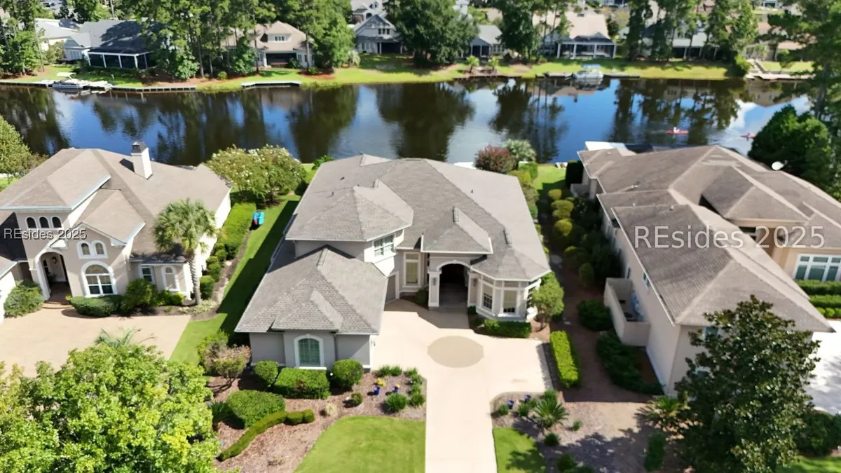 Property Slideshow image 1 of 53 | 18 hampton lake xing, Bluffton, SC, 29910