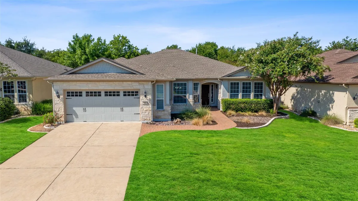 Property Slideshow image 1 of 40 | 203 independence creek ln, Georgetown, TX, 78633