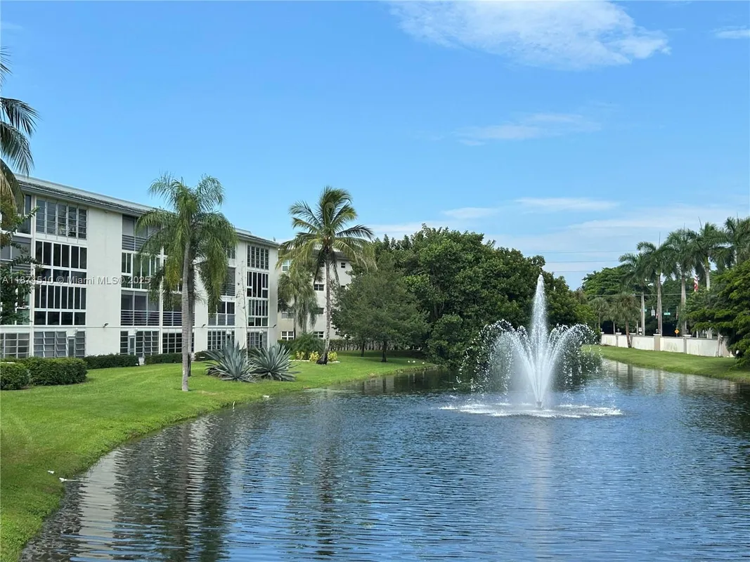 Property Slideshow image 1 of 25 | 2501 antigua ter d2, Coconut Creek, FL, 33066