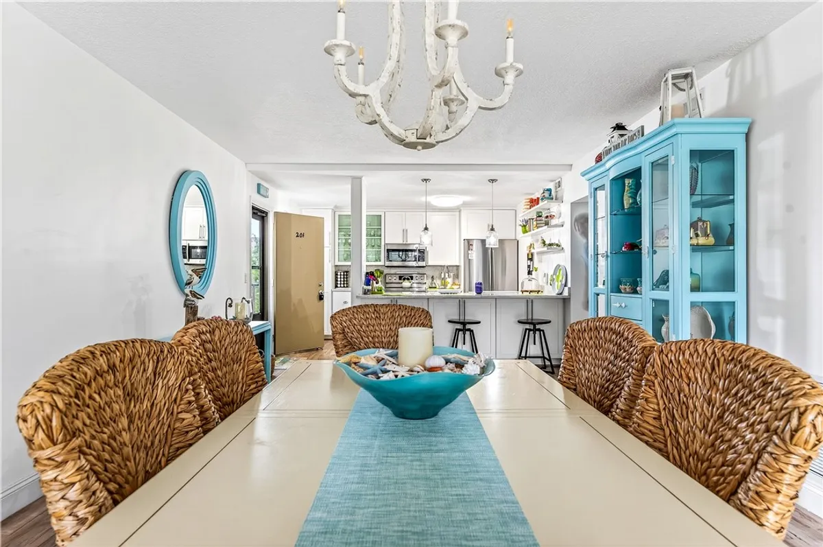 Property Slideshow image 1 of 35 | 9 plantation dr 201, Vero Beach, FL, 32966