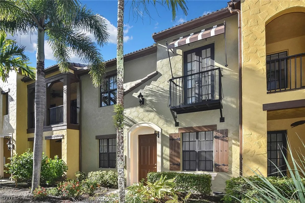 Property Slideshow image 1 of 50 | 8949 malibu st 303, Naples, FL, 34113