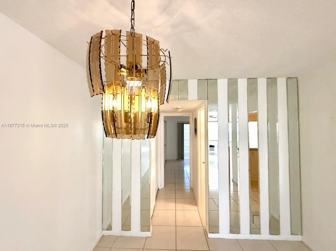 Property Slideshow image 1 of 15 | 110 harwood j, Deerfield Beach, FL, 33442