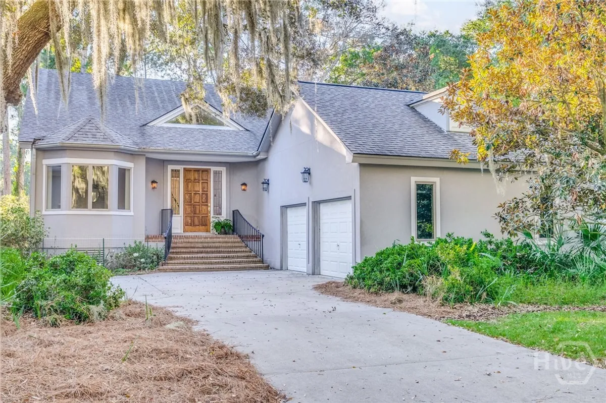 Property Slideshow image 1 of 26 | 15 marina dr, Savannah, GA, 31411