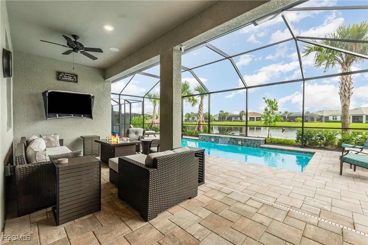 Property Slideshow image 1 of 42 | 7079 chapel creek ln, North Fort Myers, FL, 33917