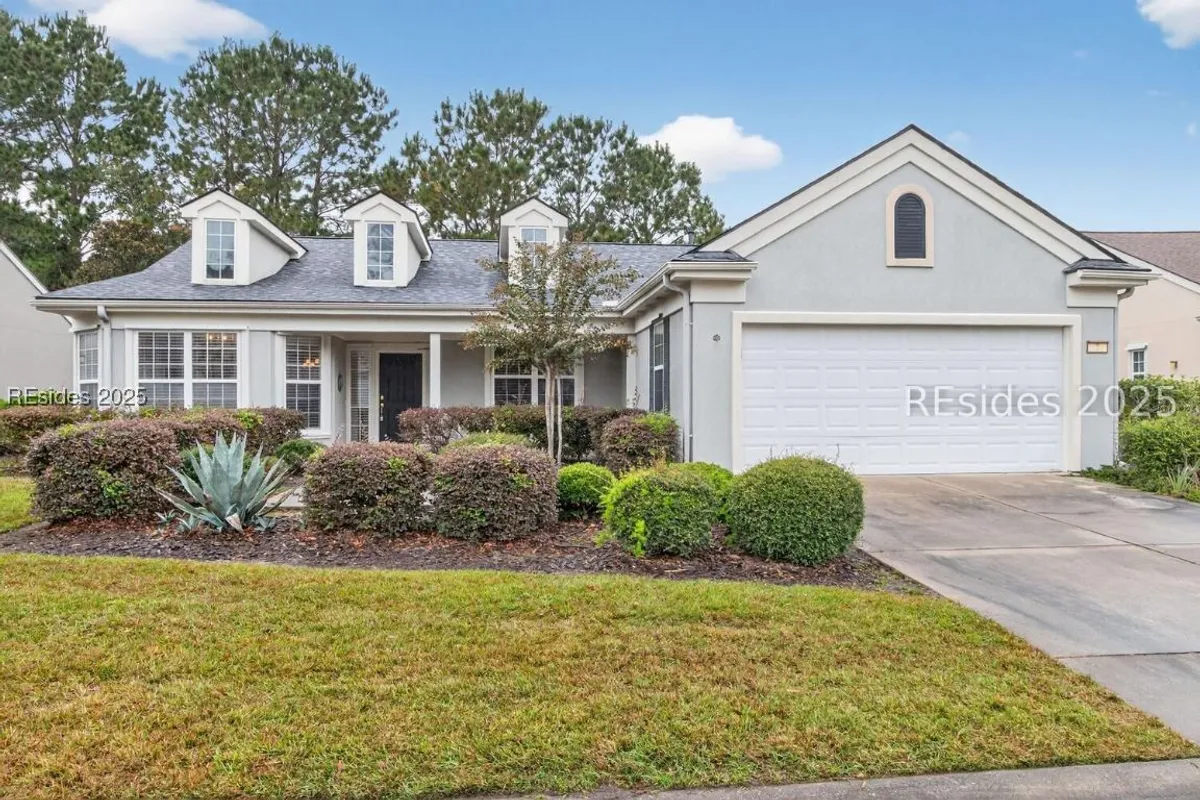 Property Slideshow image 1 of 37 | 7 clairborne ct, Bluffton, SC, 29909