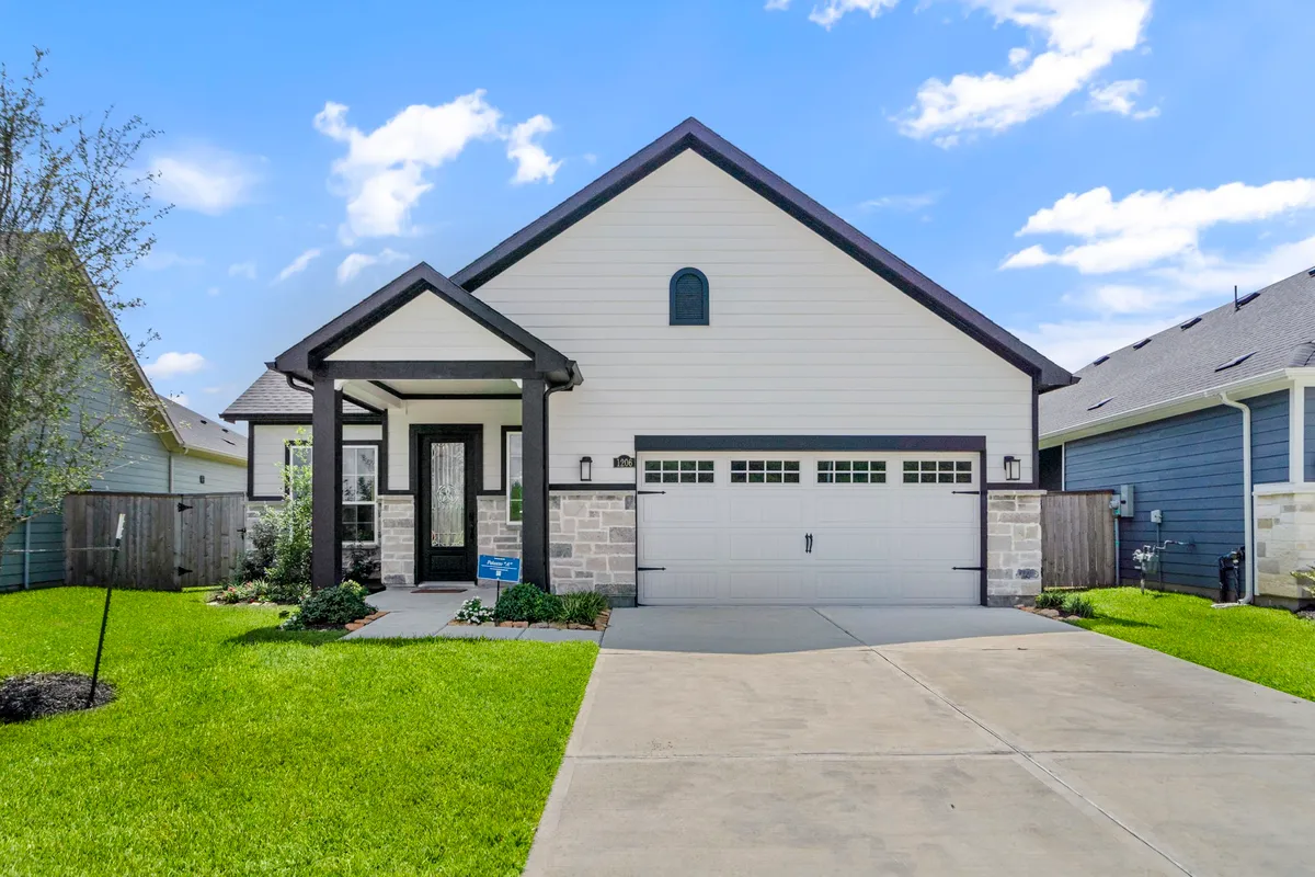 Property Slideshow image 1 of 22 | 1206 hidden oaks dr, Tomball, TX, 77375