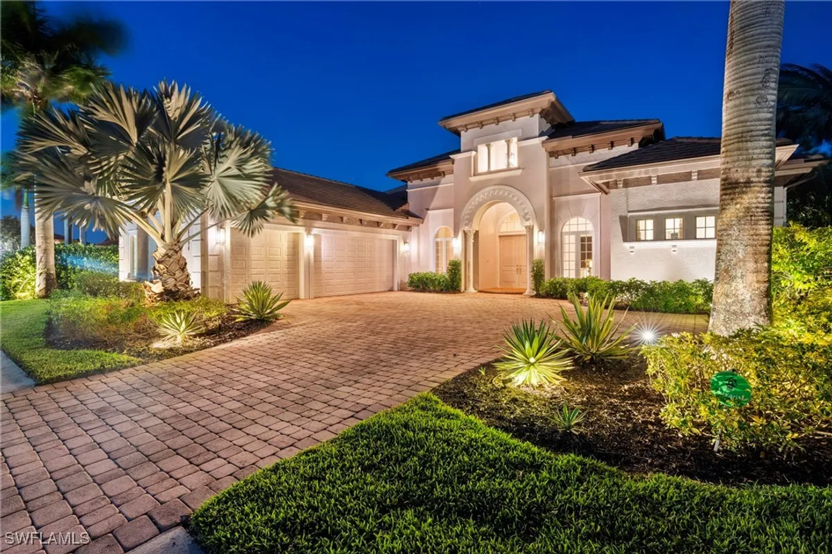Property Slideshow image 1 of 50 | 8996 crooked stick ct, Naples, FL, 34113