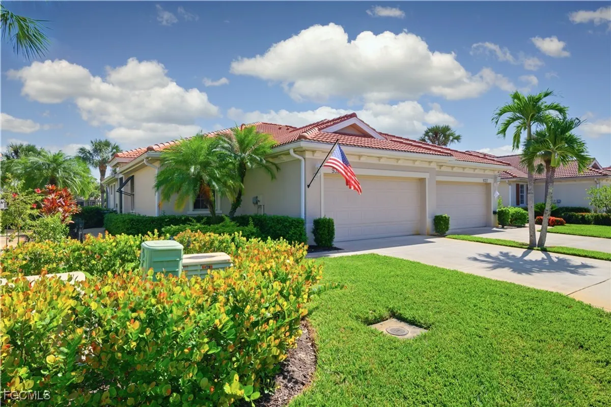 Property Slideshow image 1 of 32 | 9323 aviano dr, Fort Myers, FL, 33913