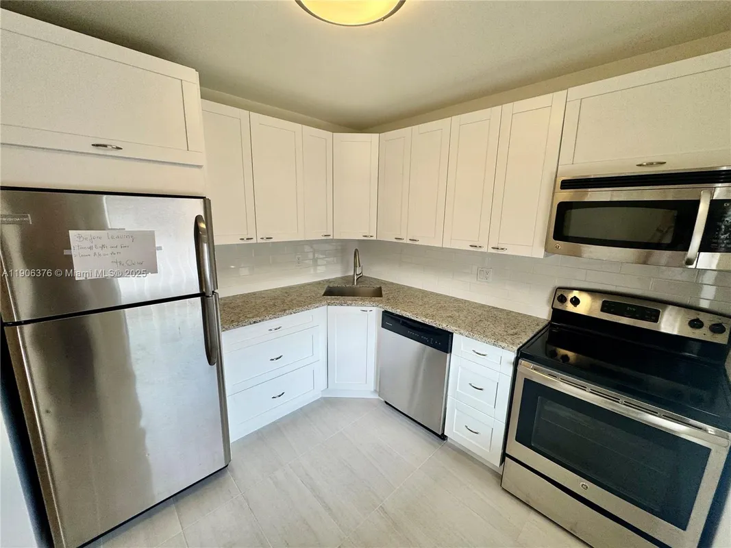 Property Slideshow image 1 of 14 | 7205 nw 5th ct apt 203, Margate, FL, 33063