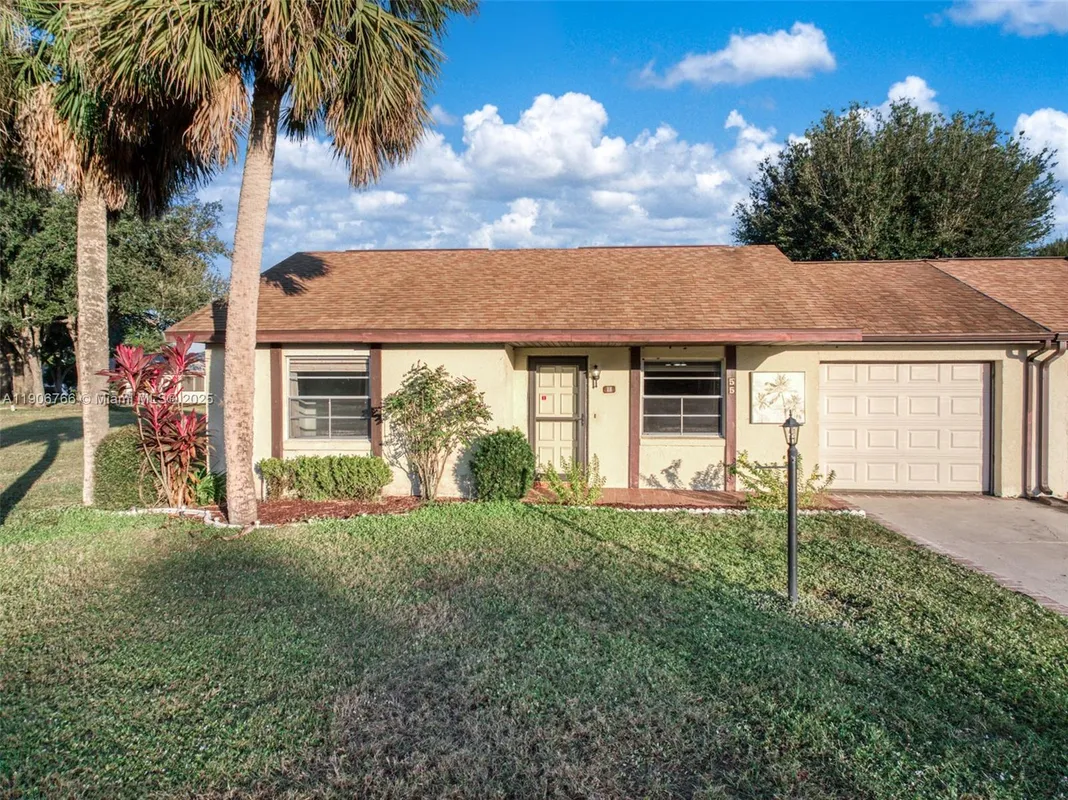 Property Slideshow image 1 of 49 | 55 jasmine st, Lake Placid, FL, 33852