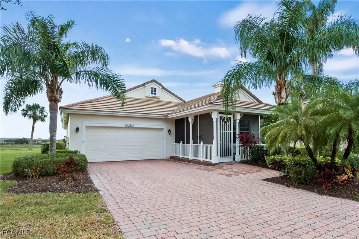 Property Slideshow image 1 of 39 | 15364 yellow wood dr, Alva, FL, 33920