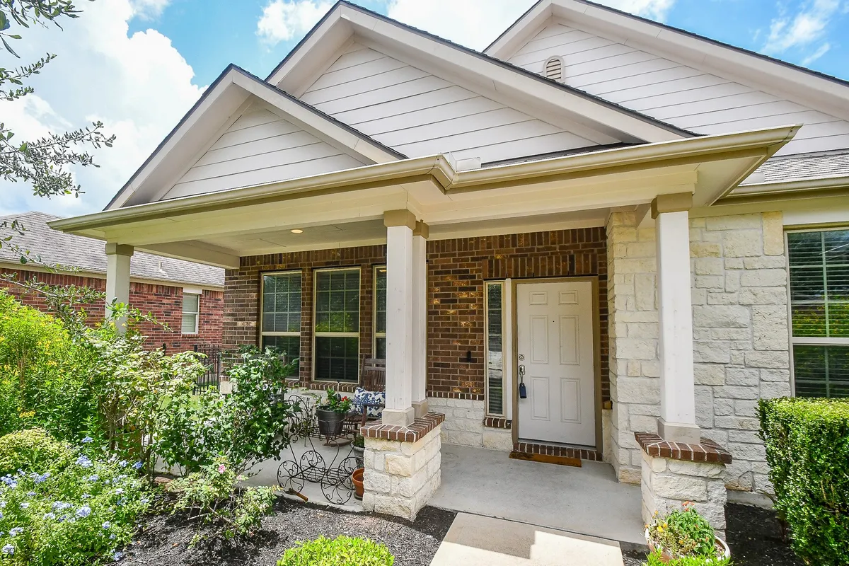 Property Slideshow image 1 of 50 | 1022 majestic oak, Richmond, TX, 77469