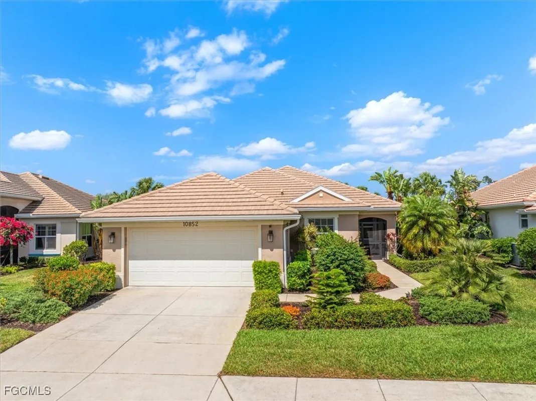Property Slideshow image 1 of 50 | 10852 tiberio dr, Fort Myers, FL, 33913