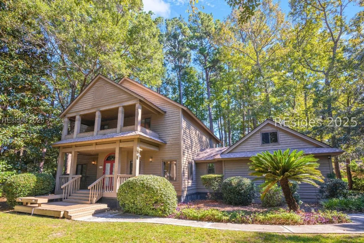 Property Slideshow image 1 of 75 | 1 royal james dr, Hilton Head Island, SC, 29926