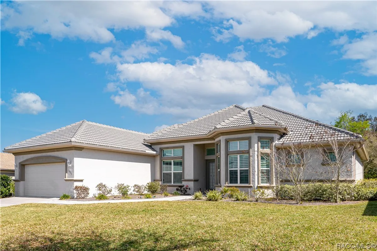 Property Slideshow image 1 of 58 | 1027 n hunt club dr, Hernando, FL, 34442