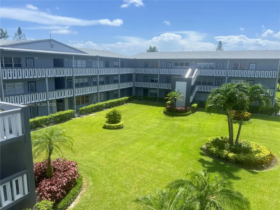 Property Slideshow image 1 of 42 | 155 suffolk d d, Boca Raton, FL, 33434