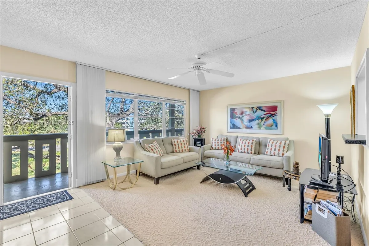 Property Slideshow image 1 of 30 | 3029 berkshire b # 3029, Deerfield Beach, FL, 33442