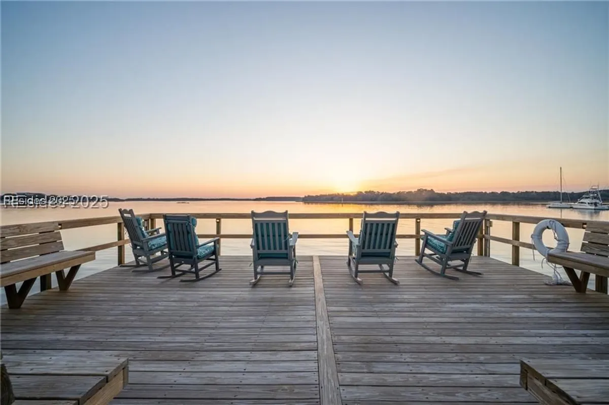 Property Slideshow image 1 of 36 | 71 skull creek dr b103, Hilton Head Island, SC, 29926