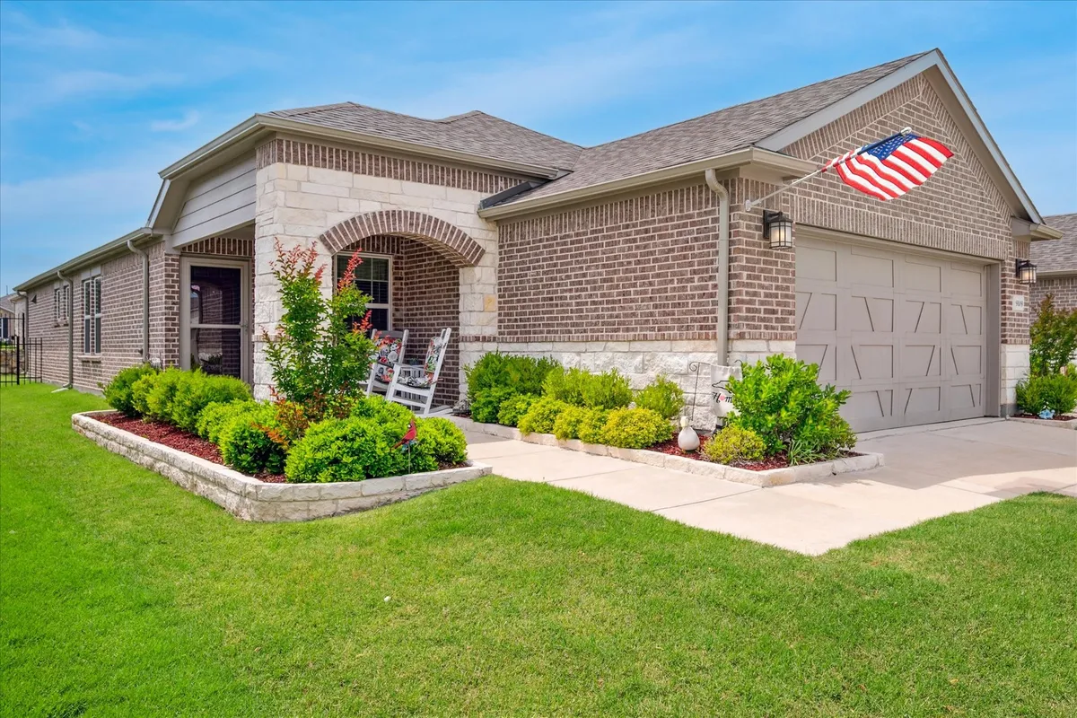 Property Slideshow image 1 of 30 | 9109 water willow way, Mckinney, TX, 75071