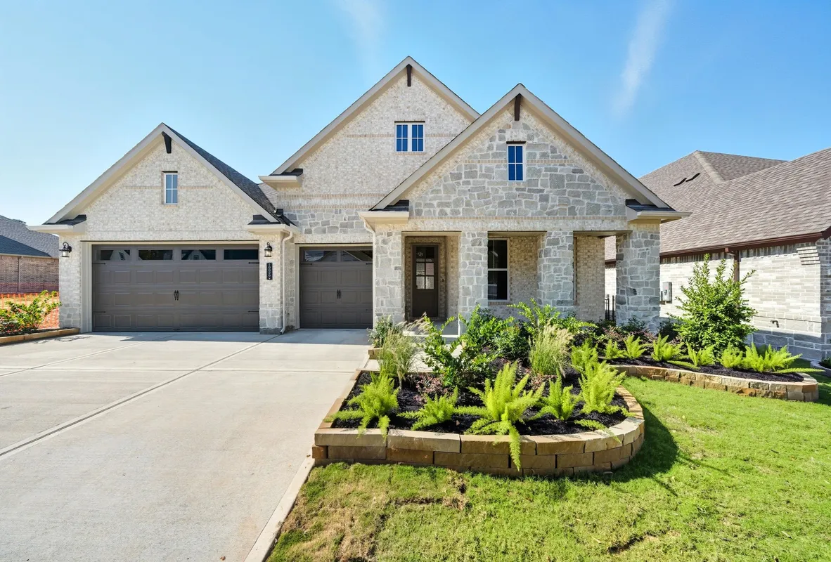 Property Slideshow image 1 of 49 | 10029 larkin cv, Willis, TX, 77318