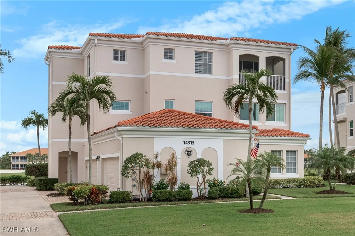Property Slideshow image 1 of 20 | 14315 harbour links ct 16a, Fort Myers, FL, 33908