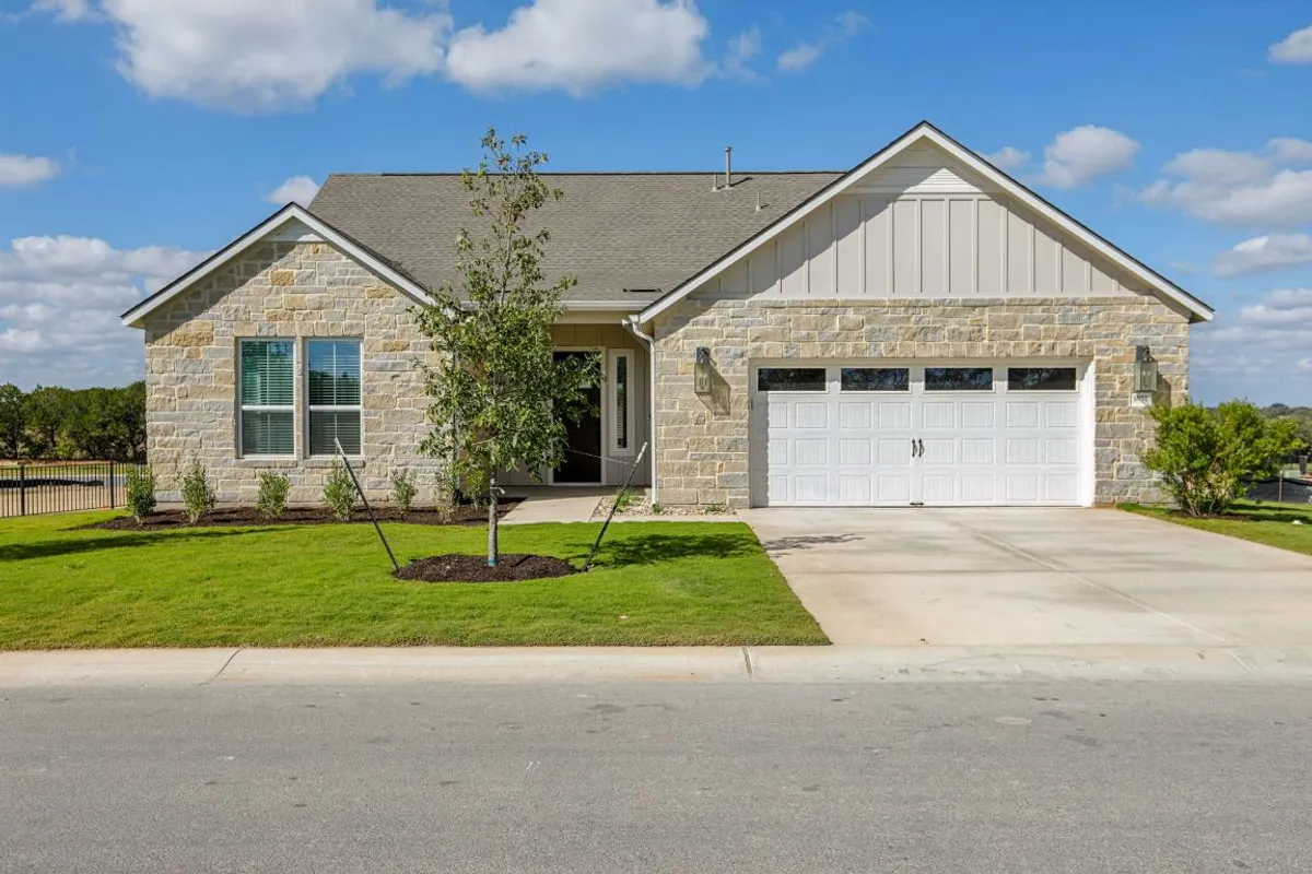 Property Slideshow image 1 of 40 | 1851 dancing oak ln, San Marcos, TX, 78666
