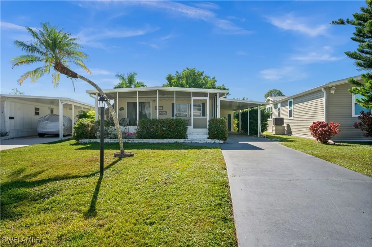 Property Slideshow image 1 of 37 | 65 san remo cir, Naples, FL, 34112