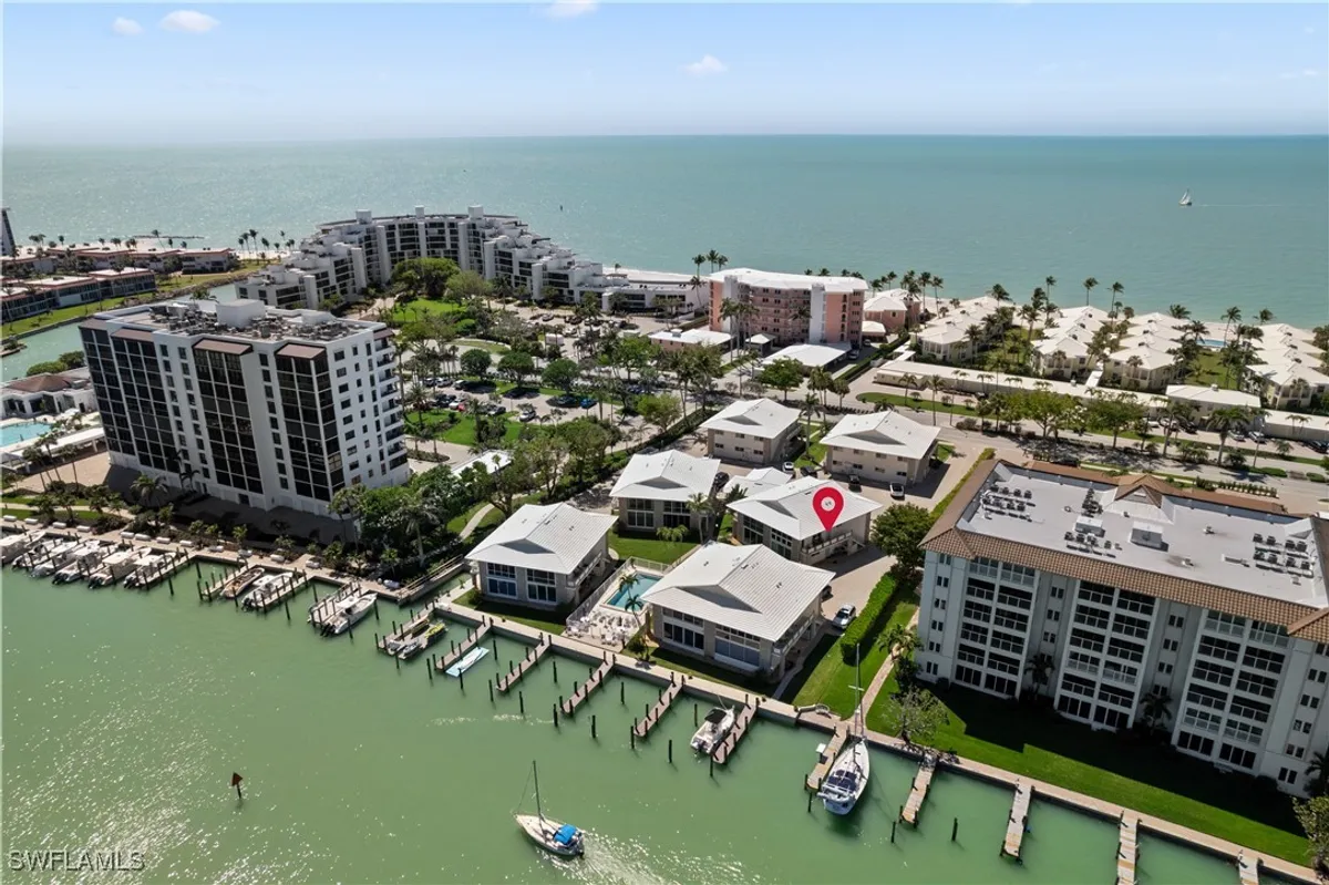 Property Slideshow image 1 of 27 | 2500 gulf shore blvd n7, Naples, FL, 34103