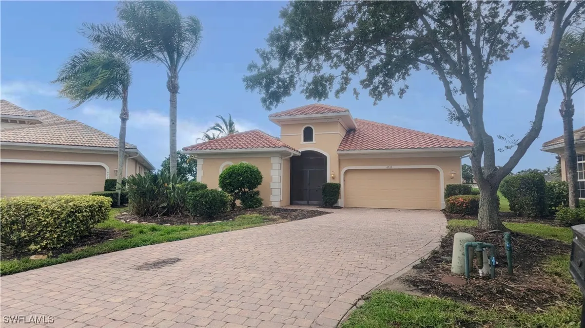 Property Slideshow image 1 of 50 | 6733 bent grass dr, Naples, FL, 34113