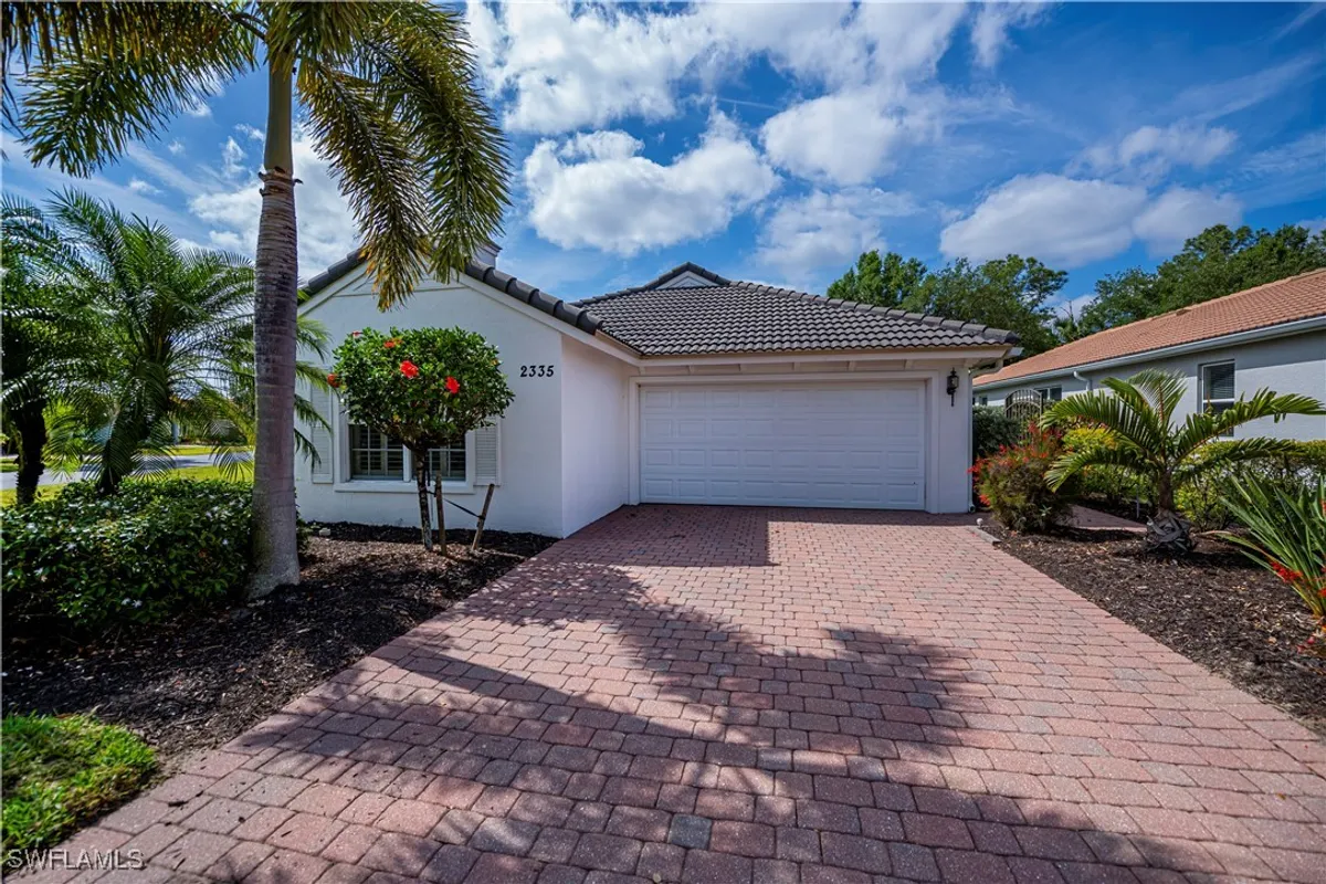 Property Slideshow image 1 of 50 | 2335 summersweet dr, Alva, FL, 33920