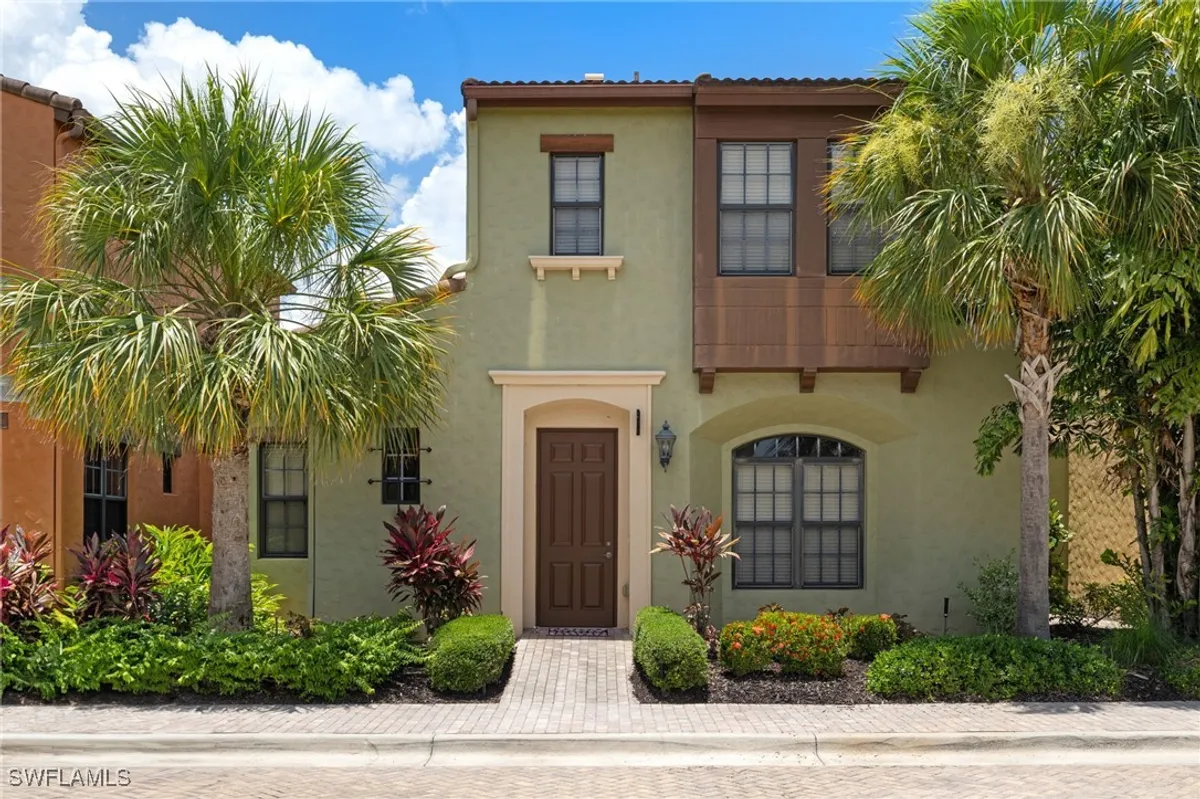 Property Slideshow image 1 of 39 | 11999 palba way 6405, Fort Myers, FL, 33912