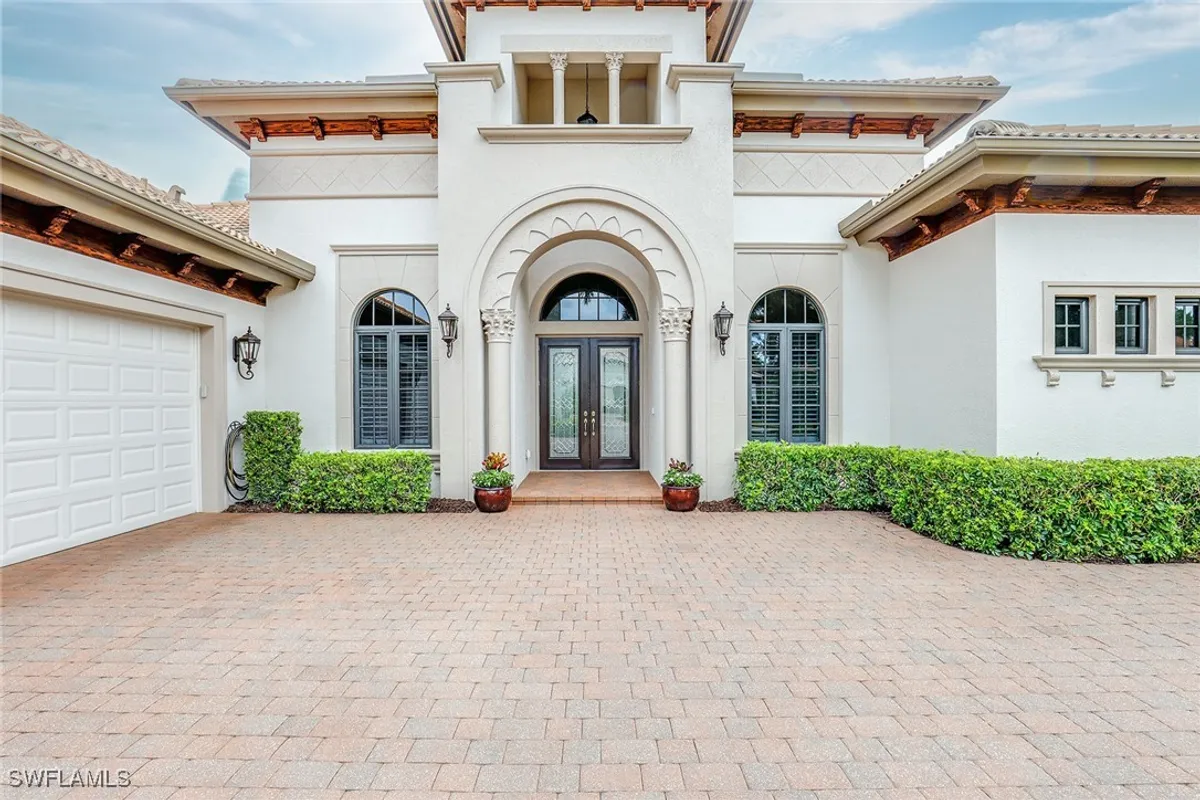 Property Slideshow image 1 of 43 | 7440 byrons way, Naples, FL, 34113