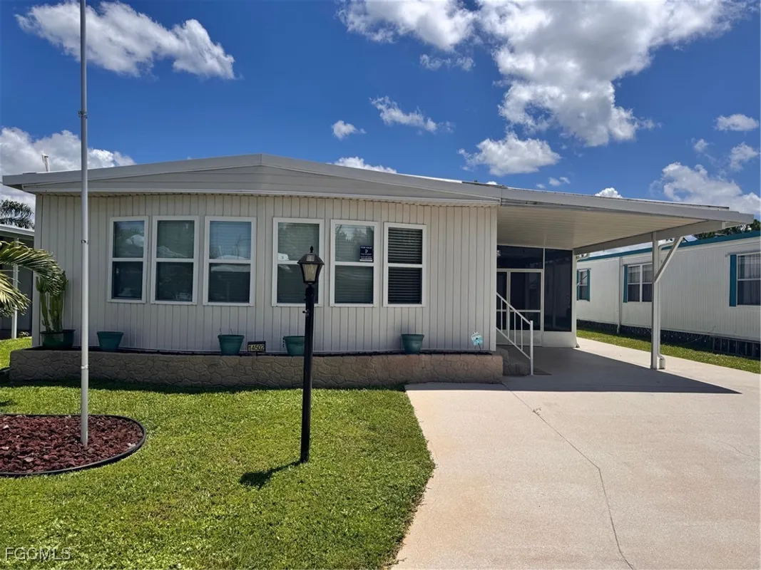 Property Slideshow image 1 of 32 | 14502 nathan hale ln, North Fort Myers, FL, 33917