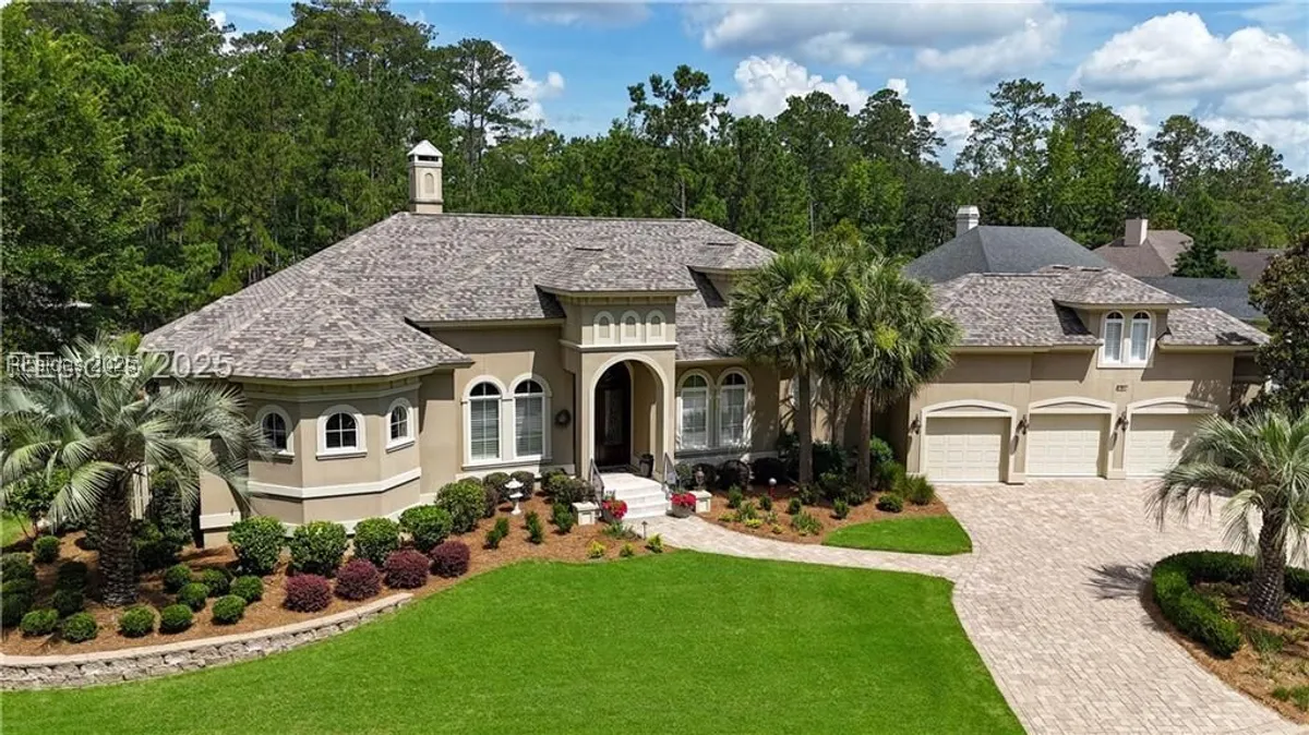 Property Slideshow image 1 of 66 | 21 caravelle ln, Bluffton, SC, 29909