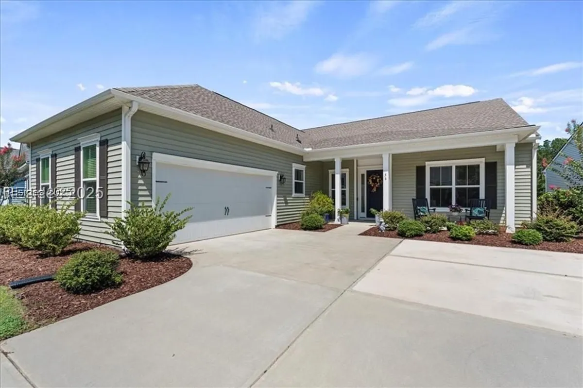 Property Slideshow image 1 of 50 | 56 carolina oaks ave, Bluffton, SC, 29909