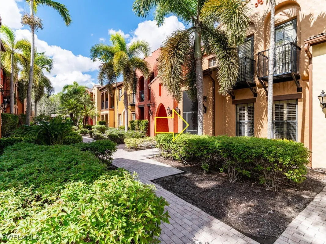Property Slideshow image 1 of 33 | 9146 chula vista st unit 12905, Naples, FL, 34113