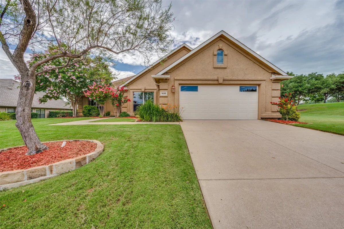 Property Slideshow image 1 of 30 | 9608 callaway ct, Denton, TX, 76207