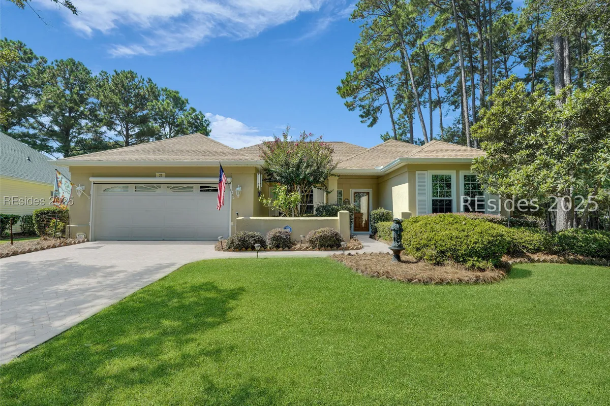 Property Slideshow image 1 of 45 | 21 trescot ln, Bluffton, SC, 29909
