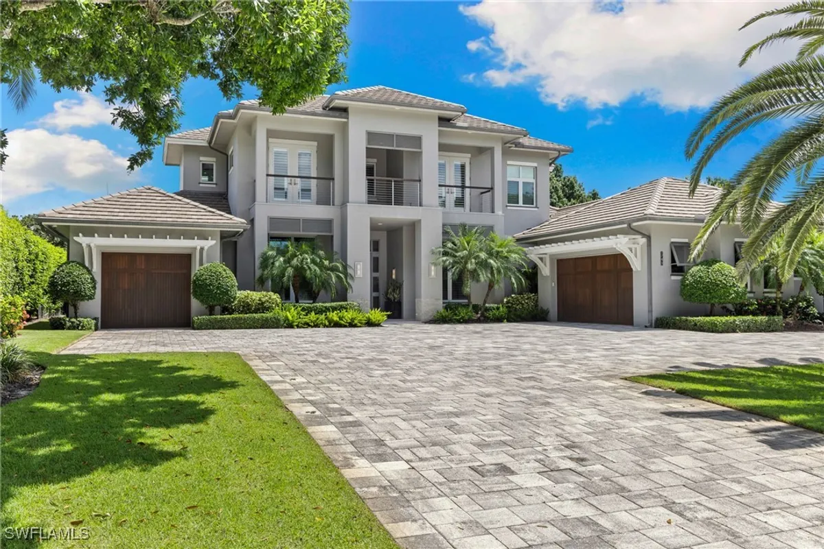 Property Slideshow image 1 of 39 | 745 riviera dr, Naples, FL, 34103