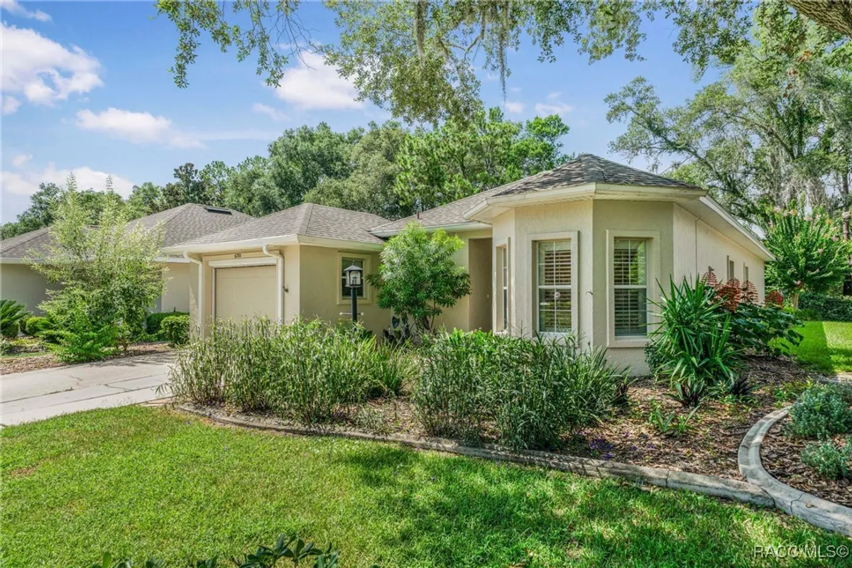Property Slideshow image 1 of 53 | 6301 w glynborne loop, Crystal River, FL, 34429