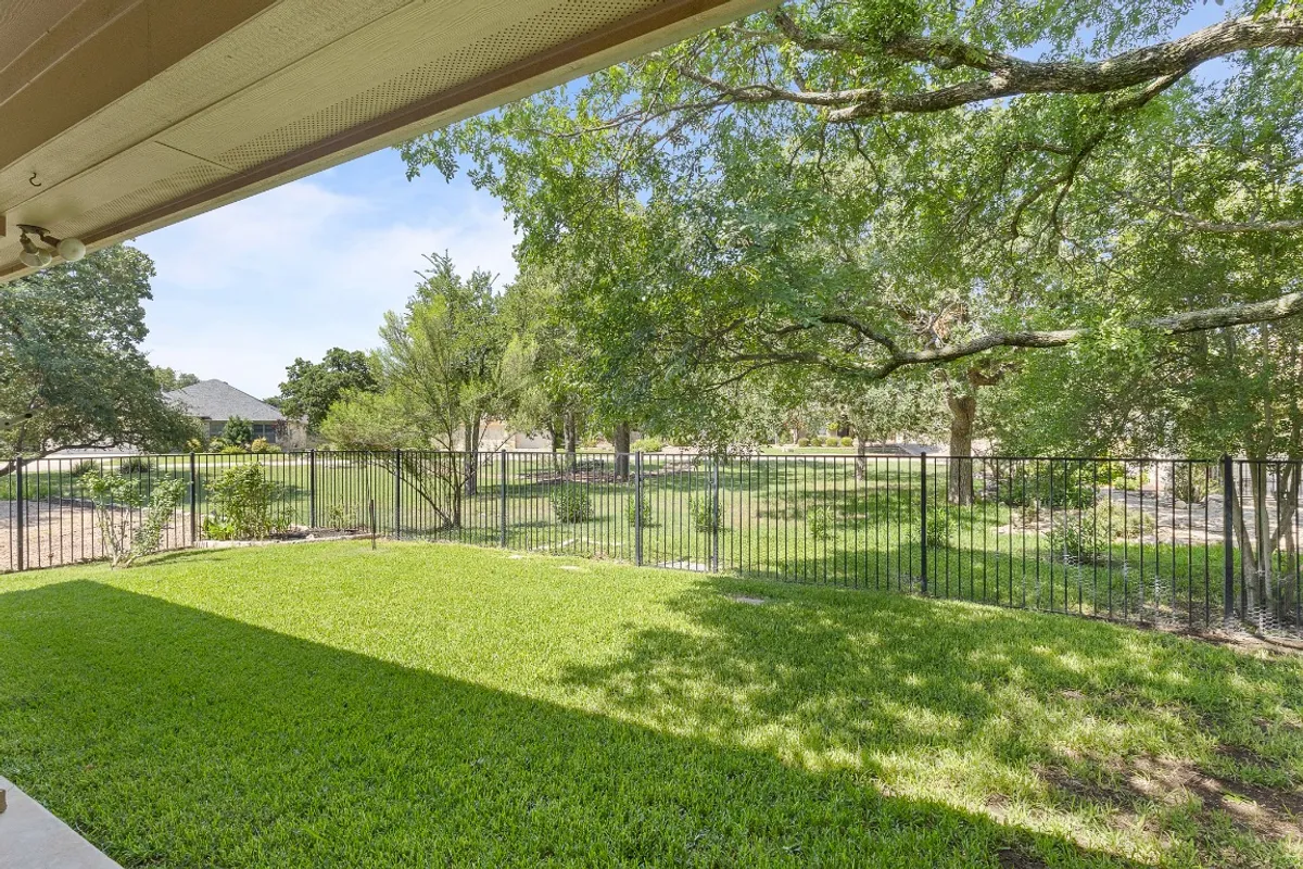 Property Slideshow image 1 of 38 | 1005 fort davis st, Georgetown, TX, 78633